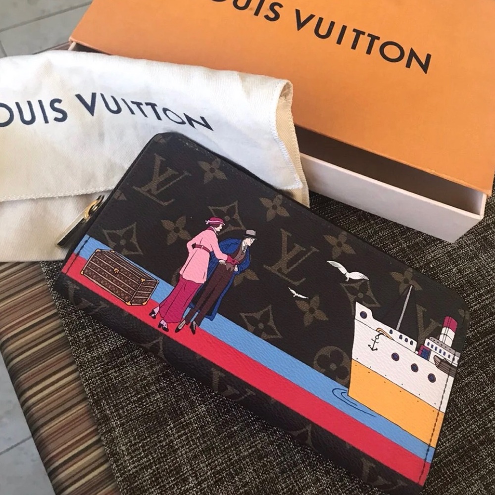 Louis Vuitton transatlantic wallet wristlet